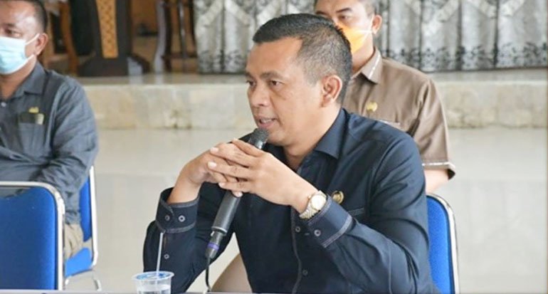 Ketua Komisi IV DPRD Kabupaten Sukabumi, Hera Iskandar, hadir dalam pertemuan Apindo dan BPJS Kesehatan untuk membahas isu kepesertaan dan fasilitas kesehatan. | Foto: Istimewa