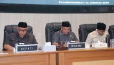 DPRD Kabupaten Sukabumi menggelar rapat paripurna dengan agenda pembahasan tiga Raperda prakarsa untuk melindungi mata air, jasa lingkungan, serta kemudahan investasi. | Foto: FB/Pemerintah Kabupaten Sukabumi