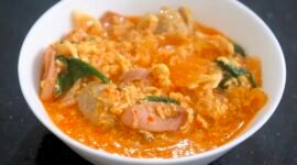 Dinkes Karawang temukan ribuan remaja putri alami anemia. Pola makan yang tidak sehat, termasuk konsumsi seblak, disebut sebagai salah satu penyebabnya. | Foto: tangkapan layar YouTube Jessica Jane