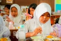 Program MBG terus berjalan selama Ramadhan dengan penyesuaian agar siswa tetap mendapat asupan bergizi saat berbuka puasa. | Instagram.com/badangizinasional.ri