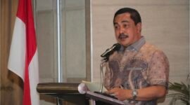 Kemenimpas copot sejumlah petugas imigrasi di Bandara Soetta usai dugaan pungli terhadap WN China mencuat. Kedubes China laporkan 44 kasus pemerasan dengan nilai pungli mencapai Rp32,75 juta. | instagram.com/@agusandrianto.id