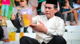 Mentan Andi Amran temukan Minyakita tak sesuai takaran dan melebihi HET saat sidak di Jakarta. | instagram.com/a.amran_sulaiman