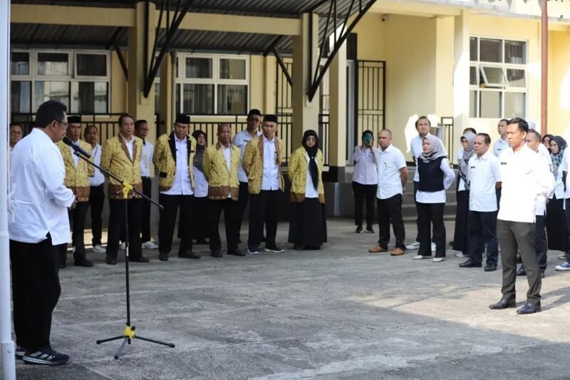 Bupati ajak ASN Dinas Pendidikan dukung program strategis dan bangun Sukabumi bersama.| FB/Pemerintah Kabupaten Sukabumi