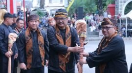 Tradisi berpadu harmoni dalam peralihan kepemimpinan Sukabumi. | FB/Pemerintah Kabupaten Sukabumi