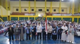 Ahmad Samsul Bahri lepas jemaah haji Kloter 56, tekankan niat lurus dan kesiapan fisik. | Fb/Pemerintah Kabupaten Sukabumi