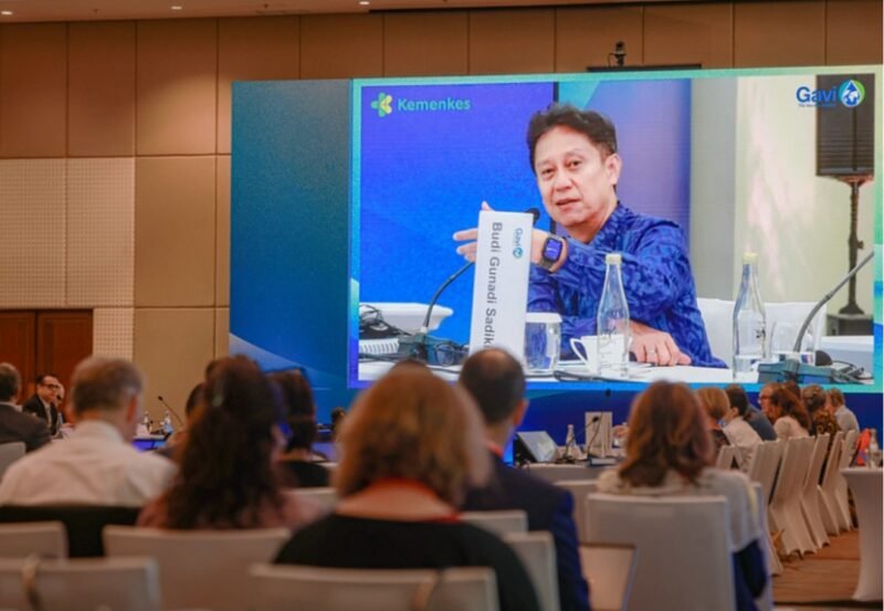 Menkes pastikan uji vaksin TBC Bill Gates sesuai protokol WHO. | kemkes.go.id