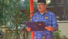 Bupati Sukabumi tekankan etika birokrasi dan pelayanan publik yang adil dalam Upacara KORPRI. | Fb/Pemerintah Kabupaten Sukabumi