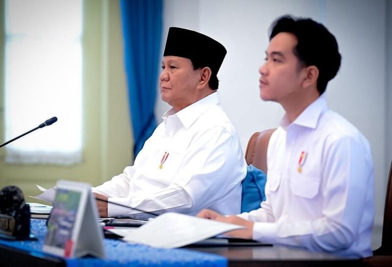 Jokowi angkat suara soal usulan pemakzulan Wapres Gibran: “Itu satu paket.” | Instagram.com/@gibran_rakabuming