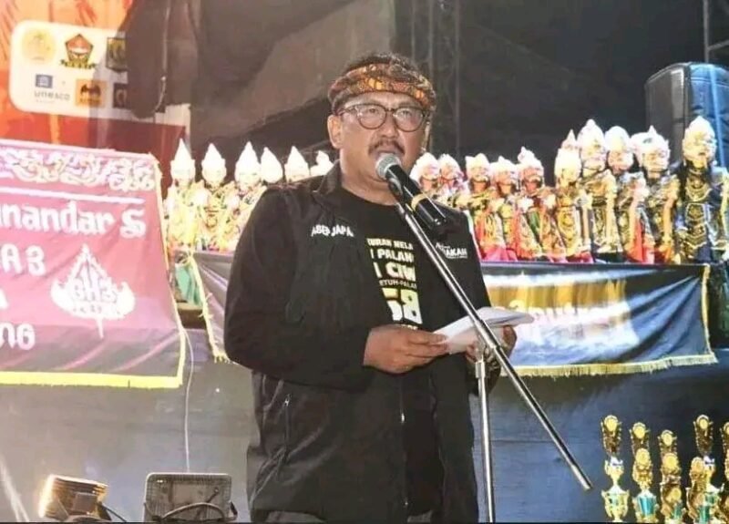 Bupati Asep Japar tutup Syukuran Nelayan Ciwaru ke-68 dengan pesan pelestarian budaya. | Fb/Pemerintah Kabupaten Sukabumi 