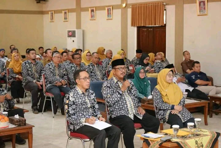 Bupati Asep Japar: KKS adalah gerakan hidup sehat, bukan sekadar administrasi. | Fb/Pemerintah Kabupaten Sukabumi