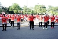 Senam massal di Alun-alun Palabuhanratu meriahkan HUT RI ke-80 dan HKJS ke-155.