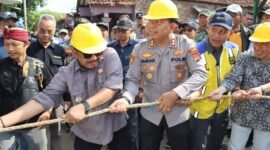 Bupati Sukabumi resmikan program Rutilahu serentak di 47 kecamatan, bagian dari HJKS ke-155.