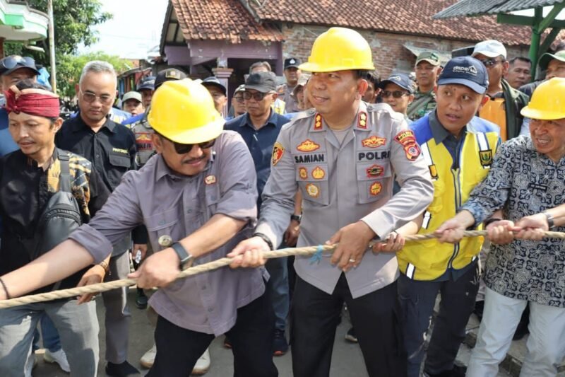 Bupati Sukabumi resmikan program Rutilahu serentak di 47 kecamatan, bagian dari HJKS ke-155.