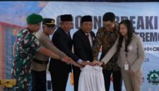 Groundbreaking Gedung Karlinah perkuat layanan RS DKH Cibadak. Fb/Pemerintah kabupaten Sukabumi