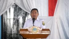 Aksi Jabar Raksa Sagara jaga kelestarian Pantai Cisolok. FB/Pemerintah Kabupaten Sukabumi 