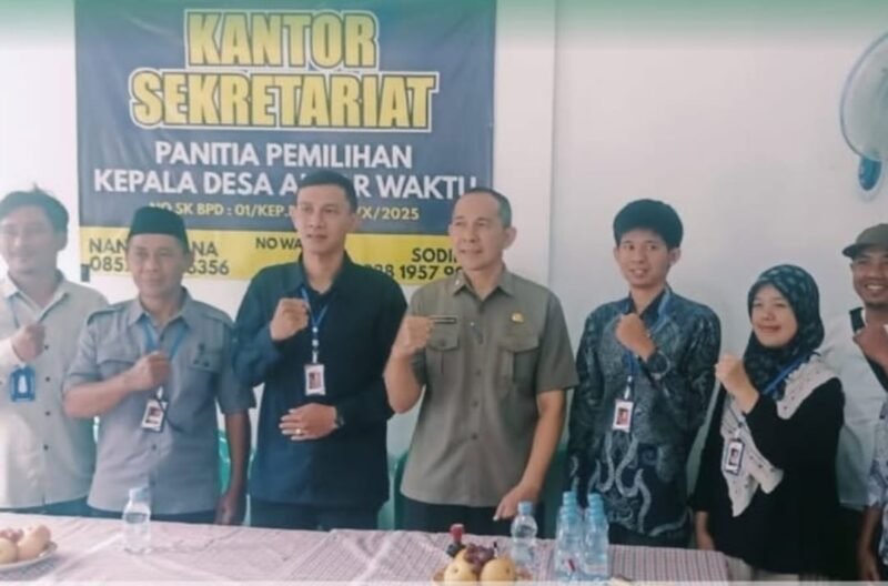 Pembekalan Panitia Pilkades PAW dan pembinaan Bumdesma di Desa Pawenang.