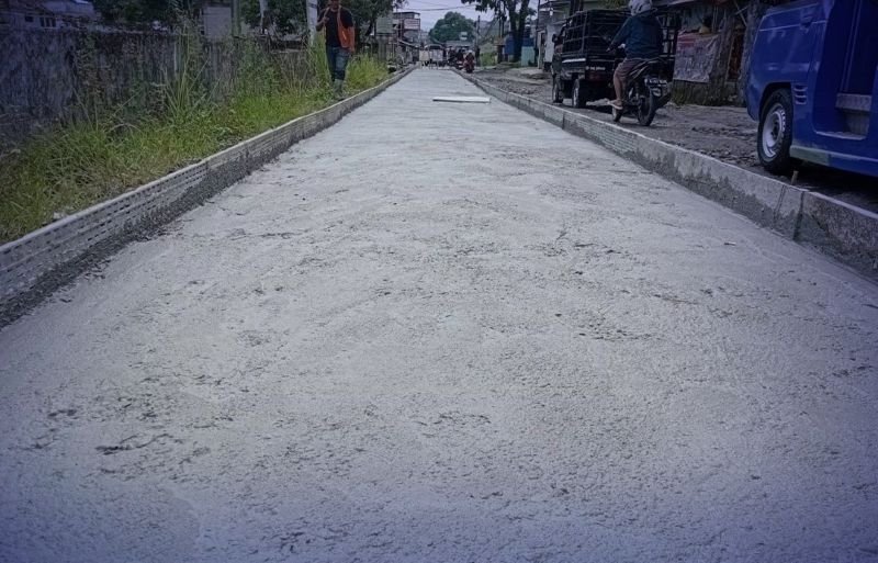 Rekonstruksi jalan Cicurug–Cidahu dipercepat demi kelancaran mobilitas warga.