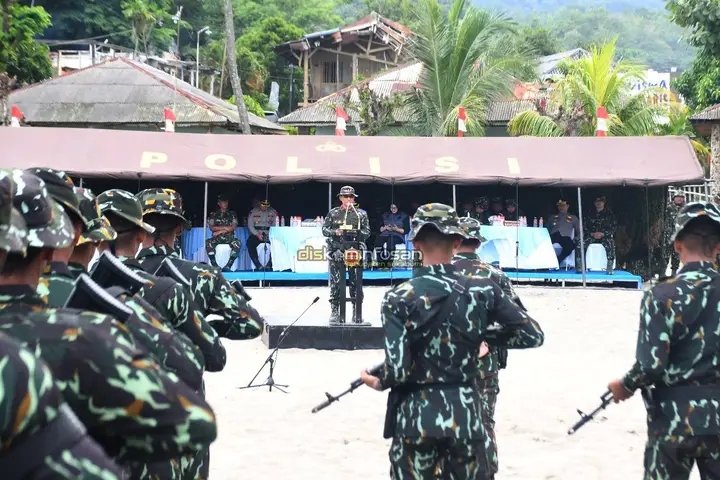 Pembinaan juang Resimen II Pelopor resmi ditutup di Palabuhanratu. | FB/Pemerintah Kabupaten Sukabumi 