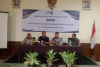 Peningkatan kapasitas aparatur desa menuju tata kelola yang profesional dan responsif.