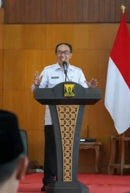 Sekda Sukabumi Minta Camat sebagai PPATS Berikan Layanan Prima dan Profesional