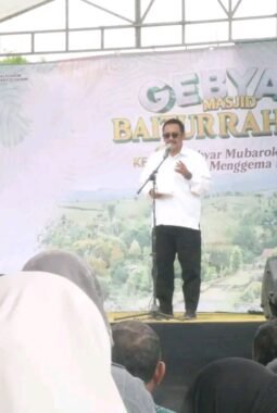 Milad ke-8 Masjid Baiturrahman, Bupati Sukabumi Tekankan Peran Masjid dalam Membangun Masyarakat