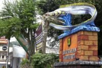 Tugu Ikan Layur kini menjadi ikon dan penanda wilayah Kelurahan Palabuhanratu. | Fb/Pemerintah Kabupaten Sukabumi 
