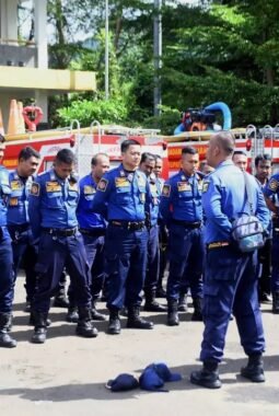 Tingkatkan Kesiapsiagaan Kebakaran, Damkarmat Sukabumi Gelar Pelatihan dan Simulasi