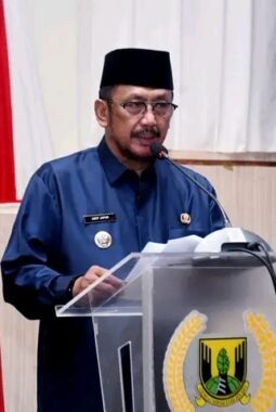 DPRD Kabupaten Sukabumi Setujui Dua Raperda Prakarsa tentang Lingkungan dan Penanggulangan Kebakaran