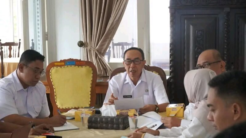 Sekda Sukabumi targetkan PTSP tembus 20 besar nasional. (fb/Pemerintah Kabupaten Sukabumi)