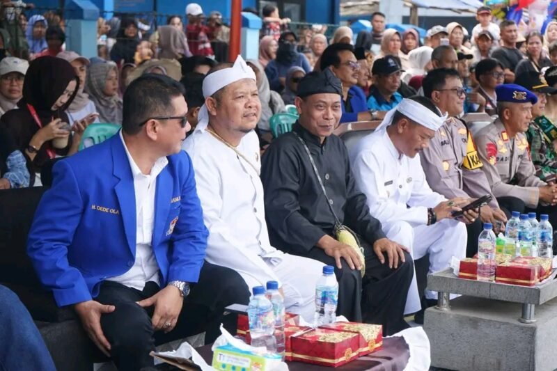 Syukuran Nelayan Cisolok ke-29 berlangsung meriah sebagai wujud syukur dan penguat kebersamaan masyarakat pesisir. (fb/Pemerintah Kabupaten Sukabumi)