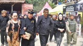 Seren Taun ke-447 Kasepuhan Sinaresmi menjadi simbol syukur dan pelestarian budaya adat. (fb/Pemerintah Kabupaten Sukabumi)