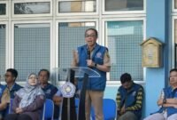 Sekda Sukabumi melepas 720 mahasiswa KKN UMMI dan mengajak mereka menjadi agen perubahan di tengah masyarakat. (fb/Pemerintah Kabupaten Sukabumi)