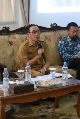 Pemkab Sukabumi Petakan Strategi Percepatan Target UHC Bersama Tim Percepatan Jabar
