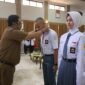 Bupati Sukabumi membuka Diklat Paskibraka 2026 dan mengingatkan peserta agar menjaga amanah, disiplin, serta semangat berprestasi. (fb/Pemerintah Kabupaten Sukabumi)