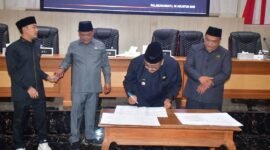 Pemkab dan DPRD Sukabumi sepakati Perubahan KUA-PPAS 2026 serta menyetujui Raperda Disabilitas. (fb/pemerintah Kabupaten Sukabumi)