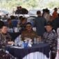 Jembatan Leuwidinding kembali dibangun melalui kolaborasi pemerintah, TNI AL, dan swasta. (fb/Pemerintah Kabupaten Sukabumi)