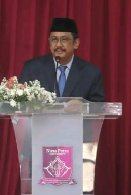 Wisuda ke-16 Universitas Nusa Putra, Bupati Sukabumi Minta Lulusan Manfaatkan Ilmu di Tengah Masyarakat