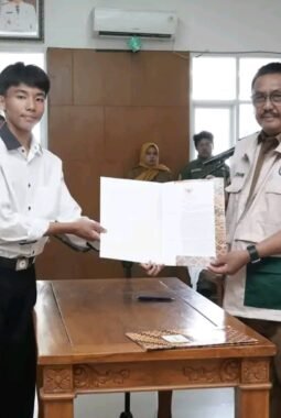 Hari Anak Nasional, Bupati Sukabumi Lantik Forum Anak Daerah Periode 2026-2028
