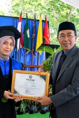 242 Mahasiswa STAI Palabuhanratu Diwisuda, Sekda Tekankan Pentingnya Kompetensi, Integritas dan Akhlak