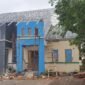 Pembangunan rumah dinas dokter RSUD Palabuhanratu disorot setelah papan informasi proyek disebut tidak terlihat. Transparansi anggaran menanti penjelasan resmi.